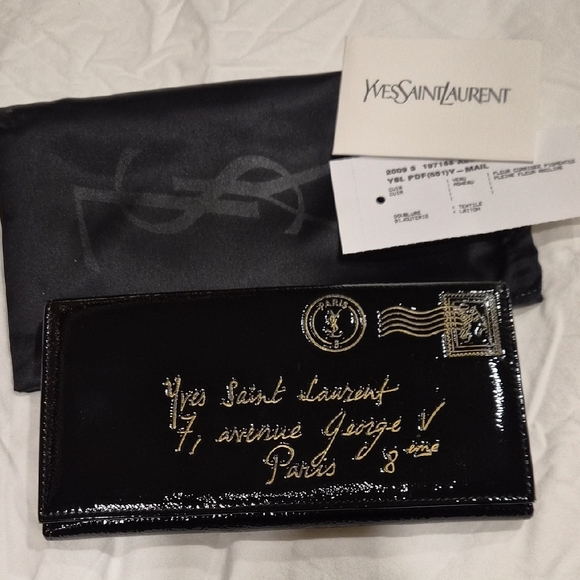 Yves Saint Laurent Handbags - YSL Yves Saint Laurent Black and Gold Wallet